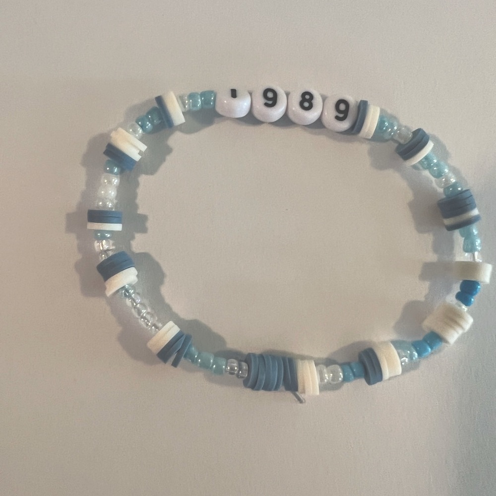 1989 Taylor swift Eras stretch bracelet